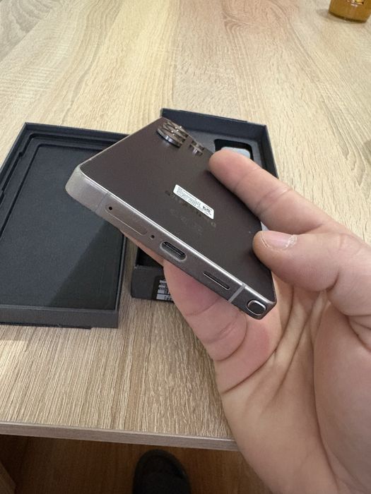 Samsung S25 Ultra 256gb Titanium Black