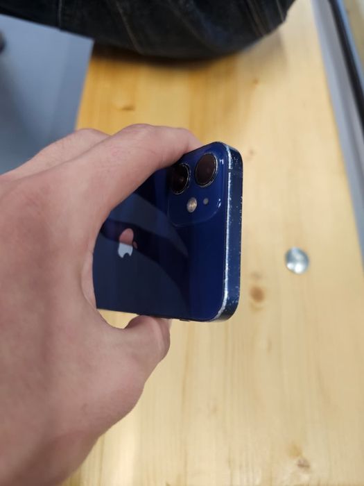 Iphone 12 mini blue
