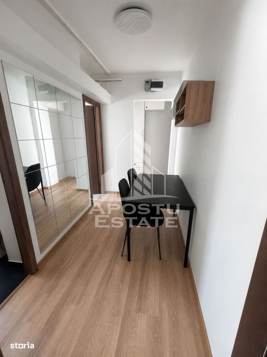 Apartament de vanzare cu 3 camere, 46 mp, zona Sagului