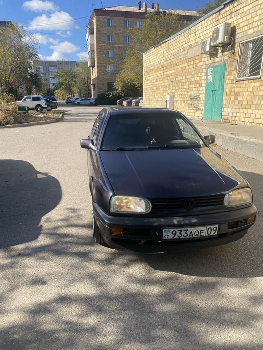 Голф 3 1.6 абу продаю