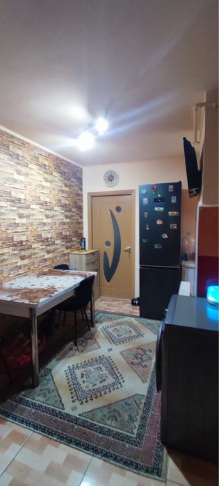 Apartament 3 camere 9Mai