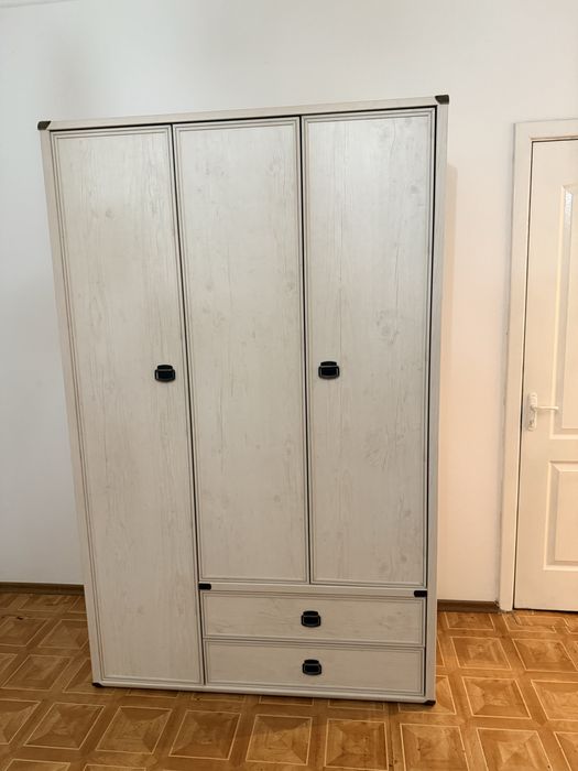 Продам шкаф Белоруская мебель