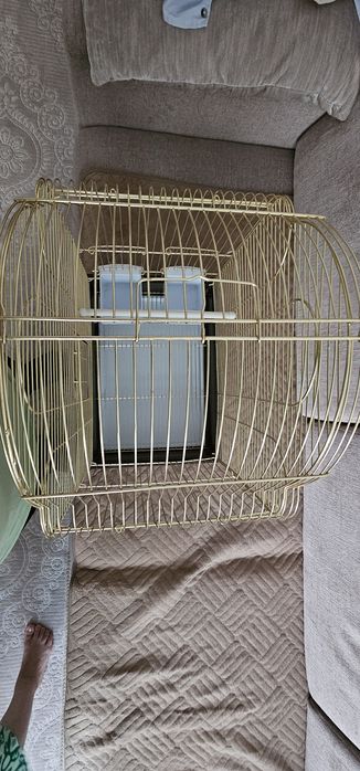 Продам клетку для птиц