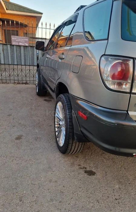 Продам RX 300 хороший ТОРГ!