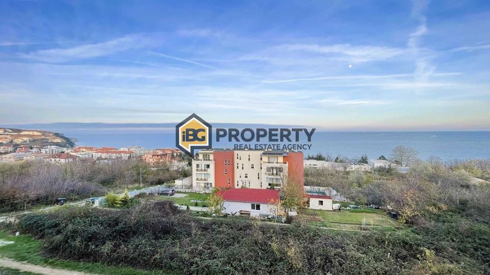 Панораман тераса и гледка море