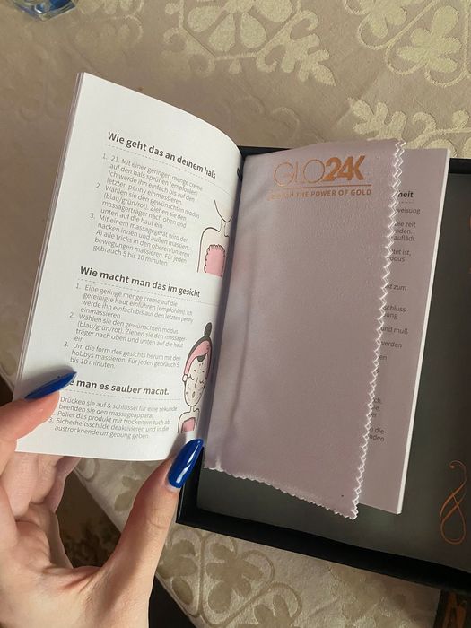 GLO24K neck & face massager+, aparat facial Nou din SUA