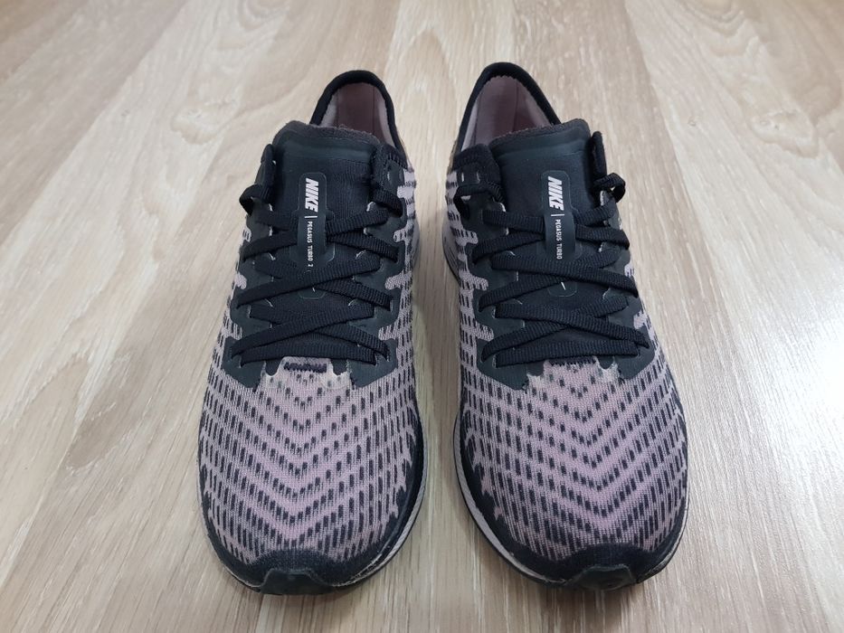 Adidasi Nike Pegasus mărimea 35