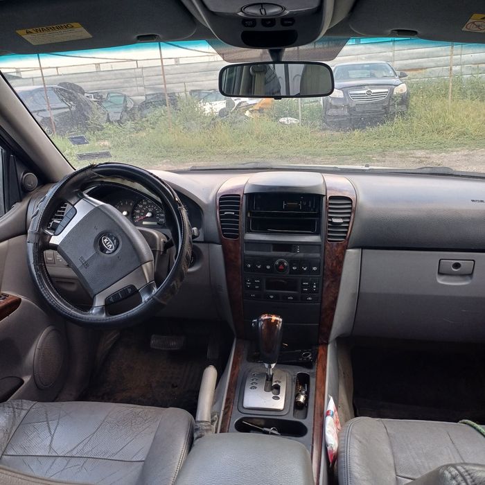 Kia Sorento 2.5tdi 140ks На части