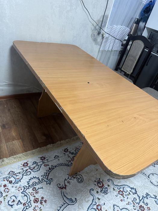 Стол доя кухня