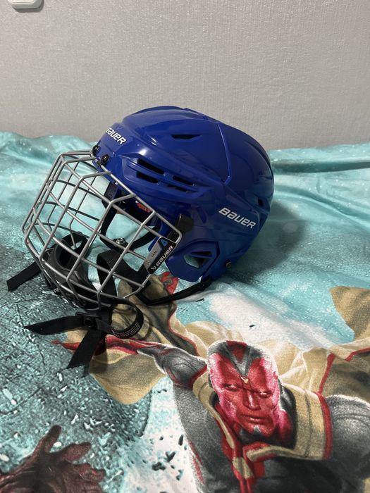 Продам хокеиную форму