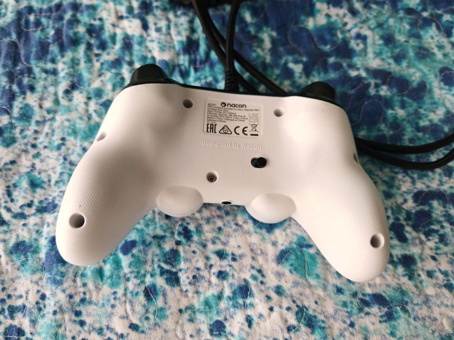 Контролер Nacon Pro Compact Controller