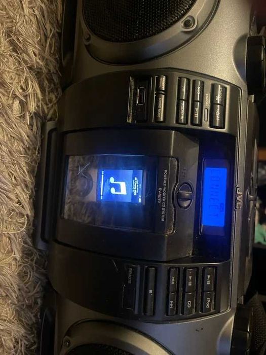 JVC RV-nb70b Boombox , cd Ipod dock, Radio