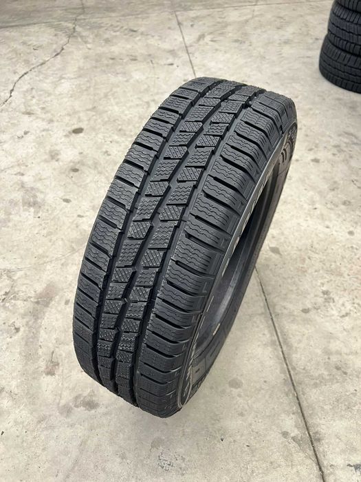 Anvelope M+S iarna 215/65 R16C Radburg