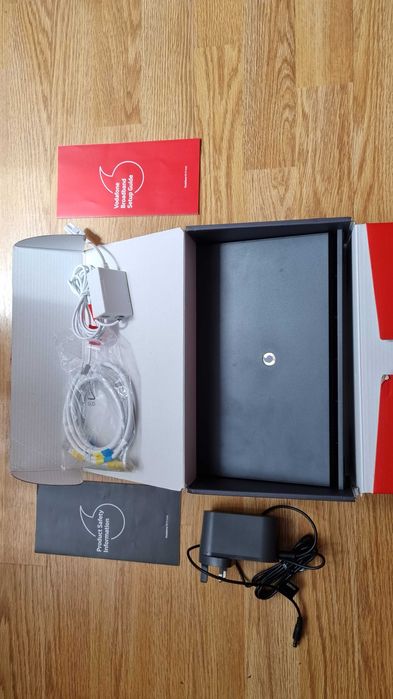 2x Routere Vodafone WIFI HUB THG300 Dual Band/ Router Vodafone HHG2500