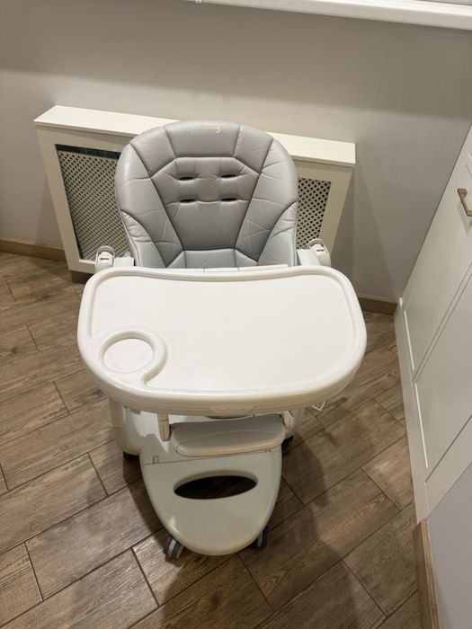 продам стульчик для кормления