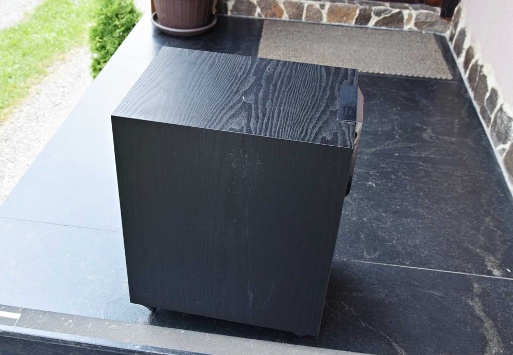 Subwoofer activ Onkyo SKW-560