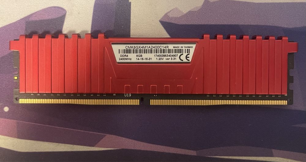 Corsair Vengeance 8GB RAM DDR4 2400Mhz