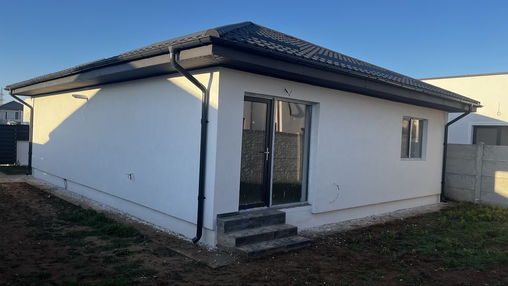 Casa parter 4 camere 105 mp Damila Capsunarie