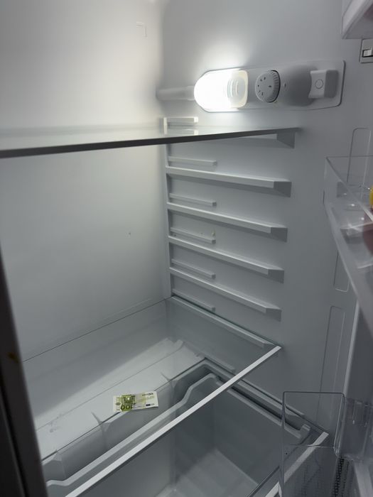 Frigider Vortex de vanzare