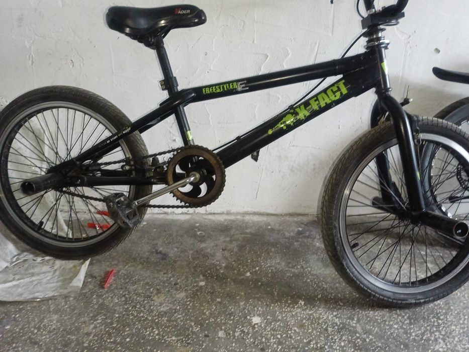 Bicicleta 20" bmx
