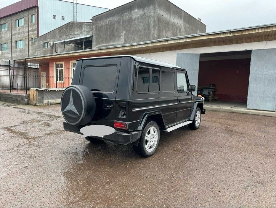 Срочно продается MERCEDES BENZ 290CD.