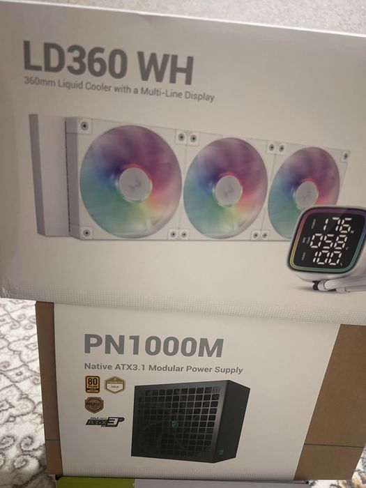 4070 Ti Super / 64 GB RAM / 4 TB NVMe / i7 14700K