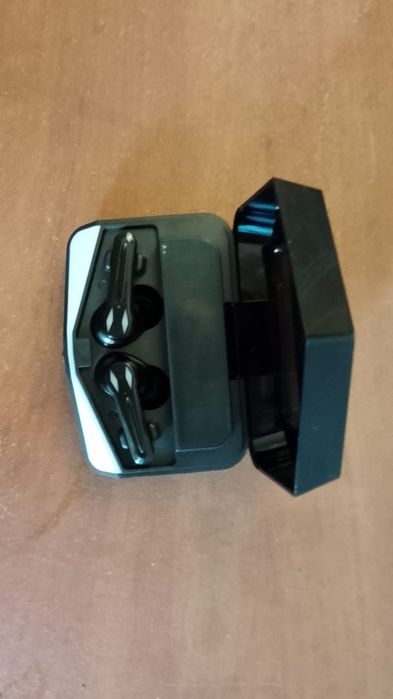 Продам наушники хорошие