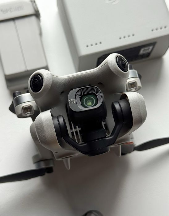 DJI Mini 4 PRO от Fly More Combo пакета БЕЗ контроллер