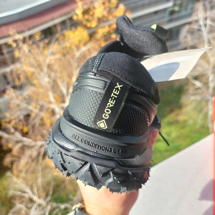 ACG MOUNTAIN FLY 2 LOW “Black” Gore-Tex 43-44-45