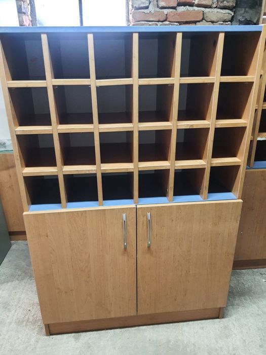 Децки бюро , мебели