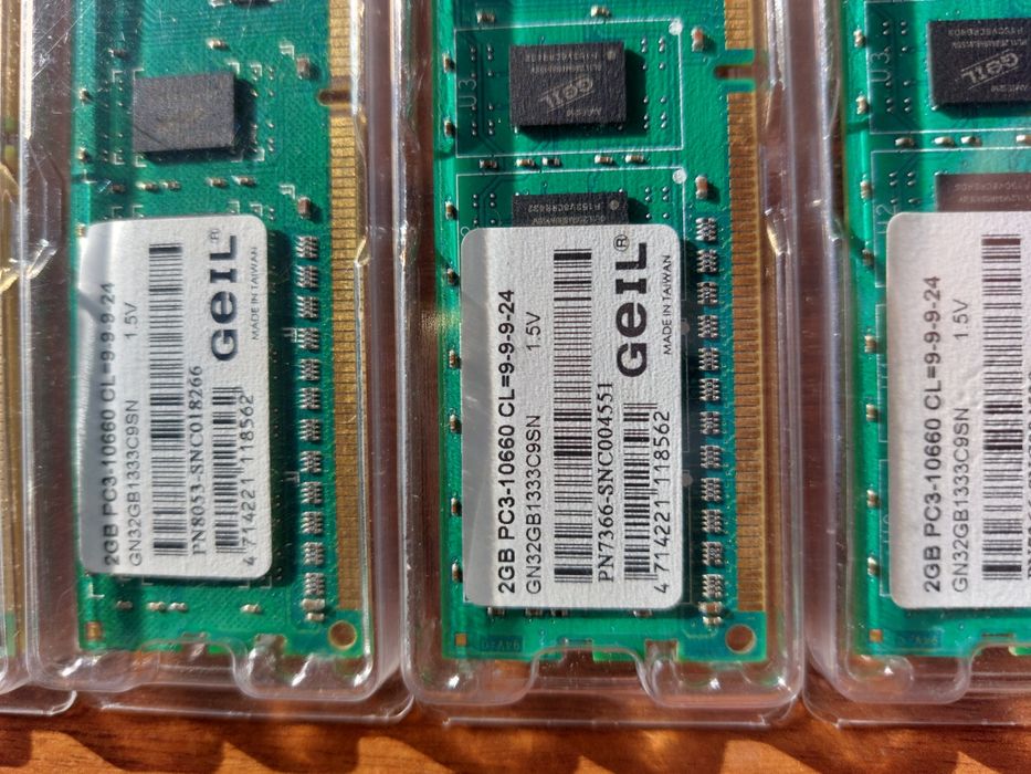 Продам ОЗУ DDR3  2 ГБ