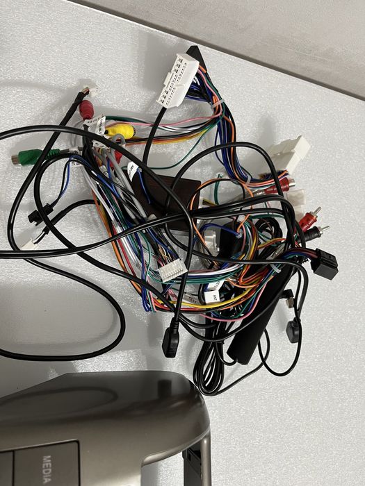 Магнитола андроид подходит на разные авто