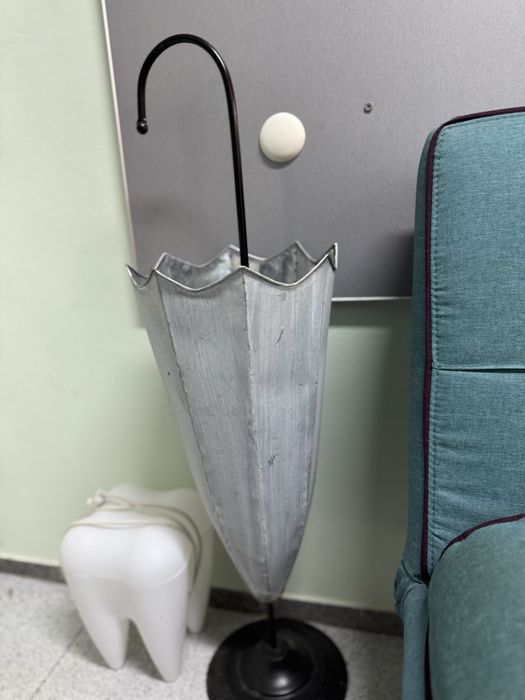 Поставка за чадъри