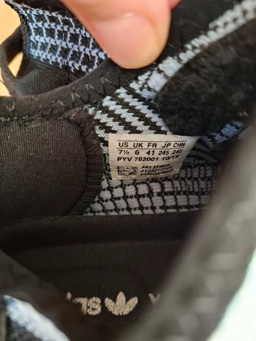Adidasi Adidas Yeezy