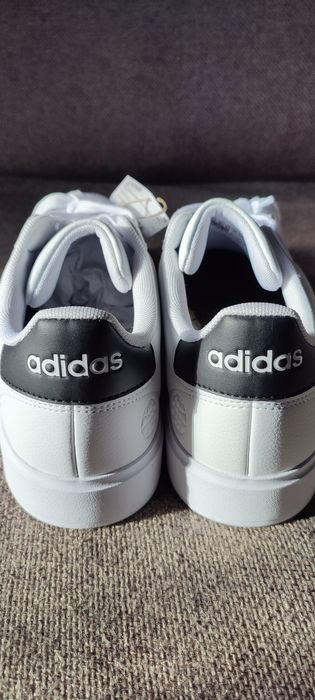 Продам кожаные кеды