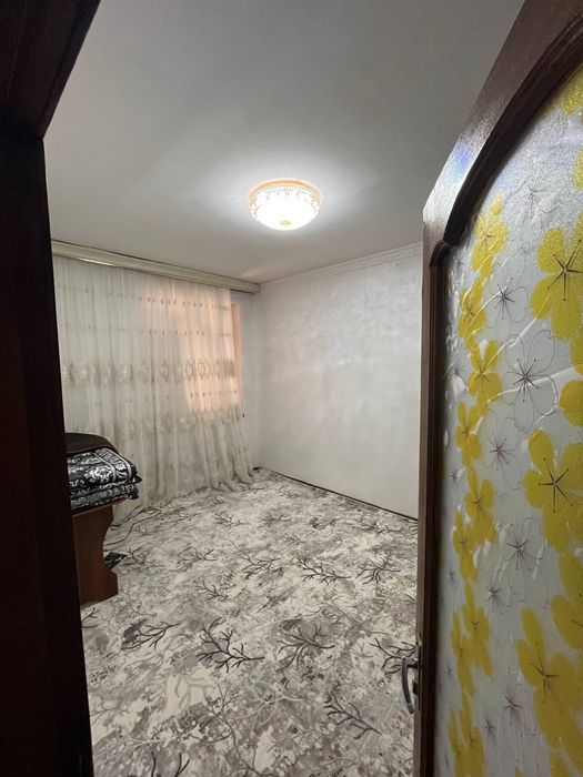 Продаётся 3 х комнатная квартира югнакий