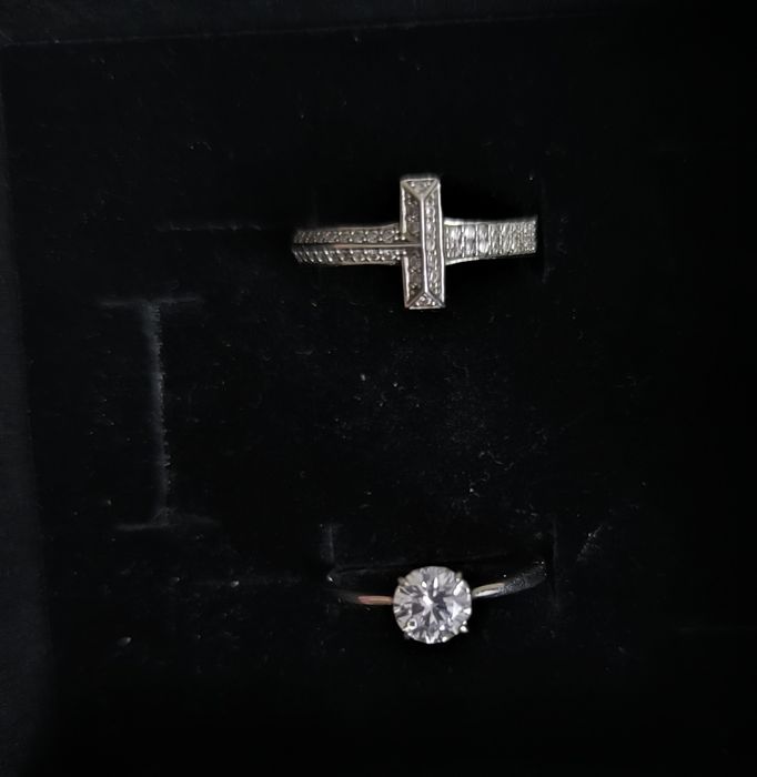 Продам кольца серебро