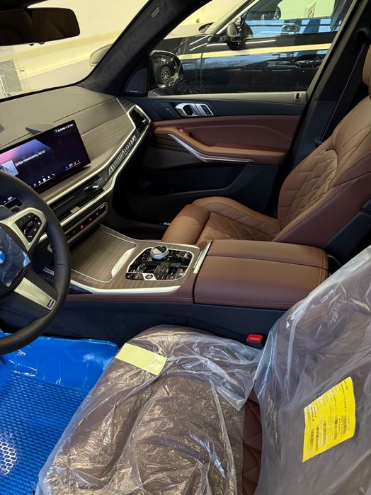 Продам BMW X7 xDrive40i Спец. в наличии + официальная гарантия
