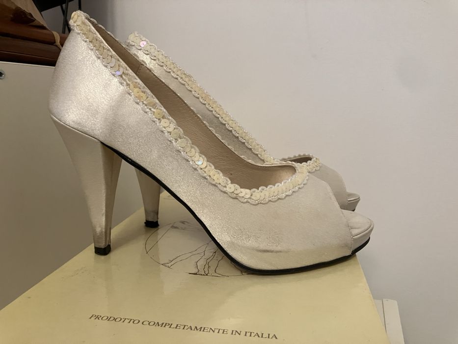 Сатенени обвки, 38 номер