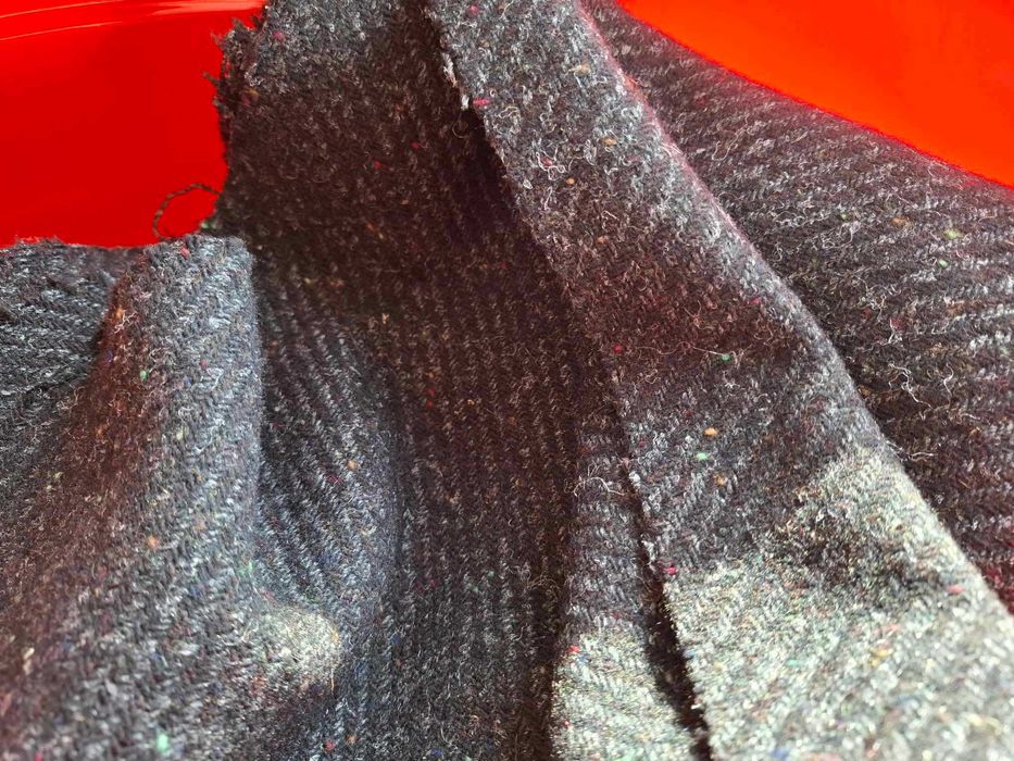 Качествени платове.Перфектно състояние.