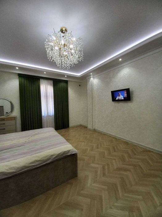 Ж/К Manzur 2комн/10/10, 73м2, Раздел, Евроремонт, кирпич. Ор-р: Сайрам