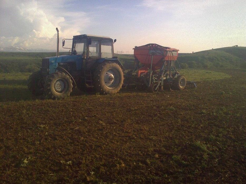 Продам Трактор Беларус 1221.2