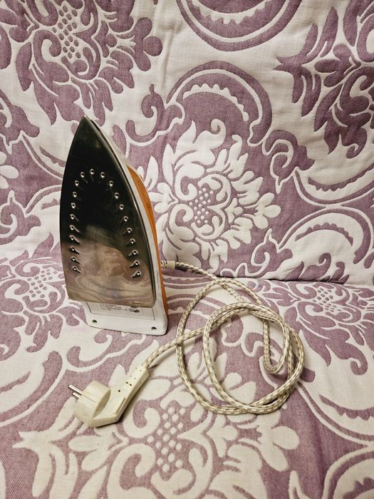 Утюг Tefal Polaris