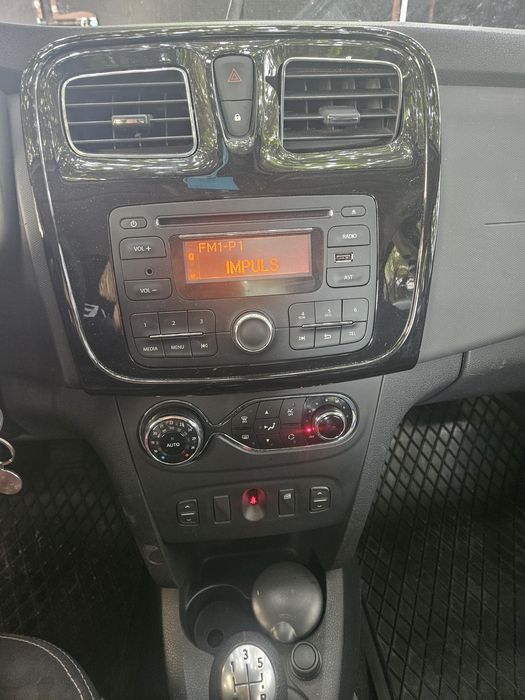 Dacia Logan 1.2 benzina și GPL