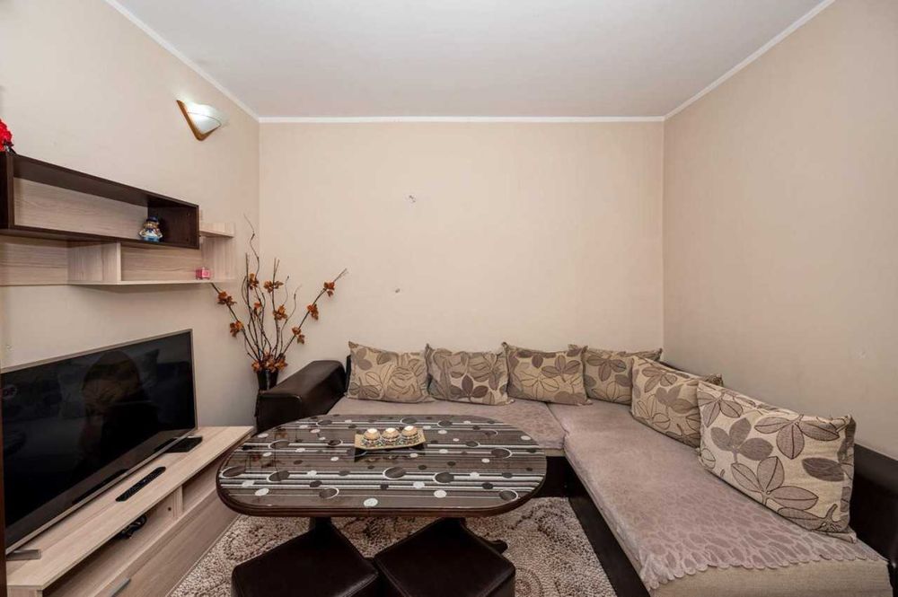 Двустаен в Изгрев