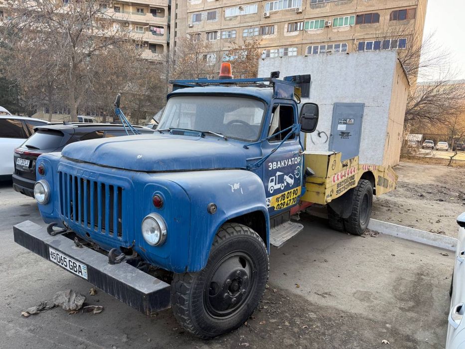 Zil evakuator sotiladi