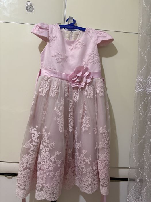 Детское платье продам