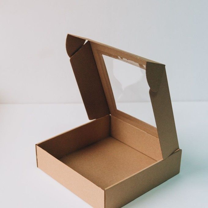 Подарочные коробки