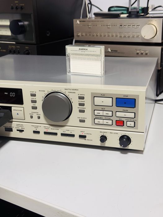 DAT profesional de fidelitate PANASONIC SV-3700,studio,stare excelentă