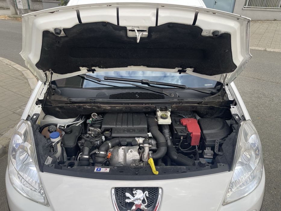Peugeot Partner 1.6 HDI ХЛАДИЛЕН макси база